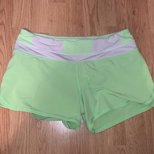 Lululemon running shorts (size: 8)